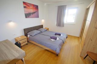 Holiday house with private pool in village Šišan - Šišan - 7