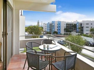Warroo Apartments - Alexandra Headland - 5