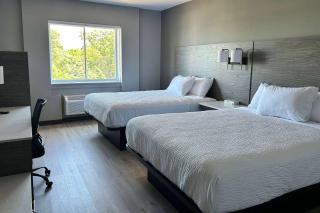 Days Inn & Suites by Wyndham Summerside - 8
