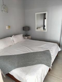 OCEAN GARDENS 5 - 5