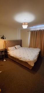 Luxurious and spacious 1 bd flat - Basildon - 5