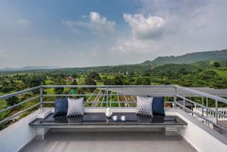 SaffronStays Ivory Mansion - 4