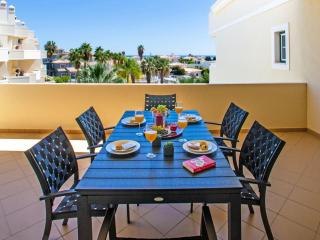 Apartment Penthouse Milea by Interhome - Patroves - 2