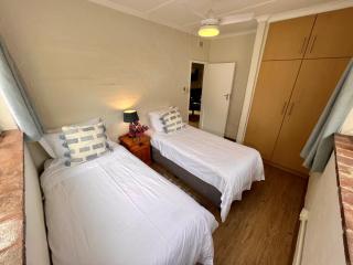 Berg Escape Bottlebrush - Spacious Luxury Family Home - Winterton - 3