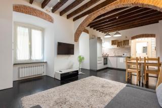 JOIVY Flat in Perfect Centre - Genoa - 3