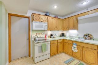 Fort Calhoun Home with Screened Porch and Playground! - - 3
