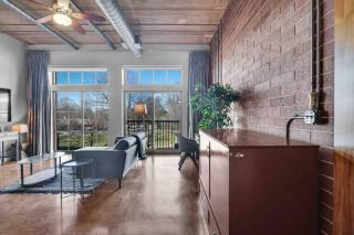 Charming 1BR Condo - Full Kitchen - Uptown Living - Charlotte - 6