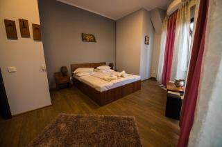 Corner Center Rental - 9