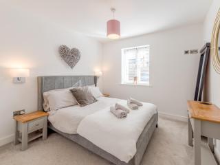 Pass the Keys 1 bed Albury Contemporary Apartment with Secure Parking - Shrewsbury - 9