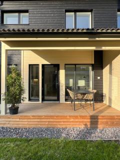 Moderni paritalo lähellä lentokenttää, free parking, sauna - 7