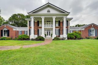 Bowling Green House with Shared Pool! - Smiths Grove - 0