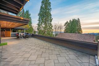 Private Bedroom, Bathroom, Shared Outdoor Pool, Hot Tub - 5