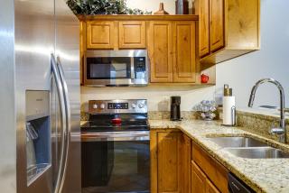 Inviting Las Cruces Condo Less Than 1 Mi to Mesilla Plaza! - Las Cruces - 3