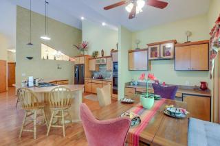 Fairfield Bay Retreat with Fireplaces and Lake Access - 4