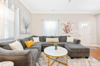 * Lux Modern Retreat * Downtown * King Beds * - Durham - 1