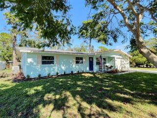 NEW Warm modern bliss just 10 minutes from Siesta Key beaches and downtown Sarasota - Sarasota - 7