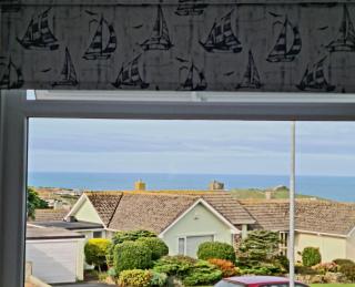 Sirens Sunset Peaceful Retreat with stunning sea views, 5 minutes from Porth Beach - Newquay - 4