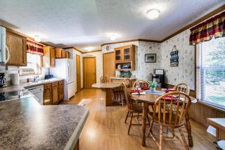 Oak Harbor Walleye Camp - Baudette - 2