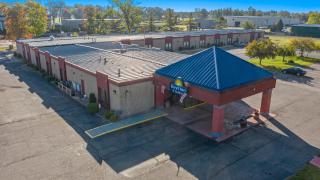 Days Inn & Suites by Wyndham Mt Pleasant - Mount Pleasant - 7