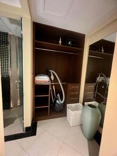 Luxury Apartment Kata Beach The Accenta - 1