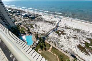 Bristol 2003-Gorgeous Beachfront Condo in Resort- 4bd45 bath - Sleeps 13 - 6