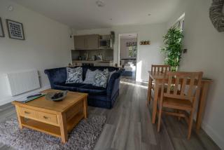 Olverstone Lodge, a beautiful Cornish lodge with wood burner & garden - St Austell - 2