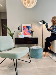 YourAthens-Alice, Urban Stylish with Shaded Balcony near Kolonaki, Athens Center - 6