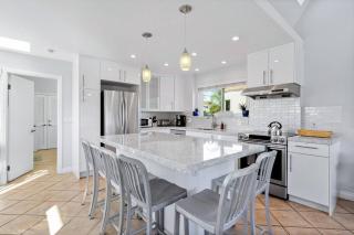 Newly Remodeled Home Just Steps from the Beach! - San Diego - 5