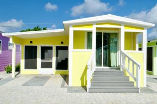 Sunshine Tiny Home Pinecraft - Sarasota - 0