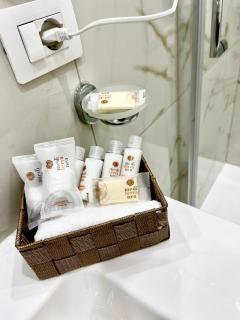 Raffy e Virgy Guesthouse - 10min from Central Station and The Center - Naples - 2
