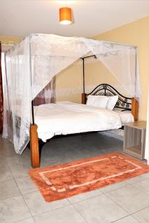 Furaha Masionette apartment Nyayo Estate Nairobi Kenya Nambari ya Simu sufuri saba sufuri moja moja nne tisa sufuri sufuri saba next to JKIA Jomo kenyatta International Airport,Next to SGR Nairobi 3Bedrooms,3 toilets,2bathrooms,Own compound,par - Nairobi - 6