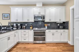 Spacious SE House - toy room, AC, walk to food! - Portland - 5