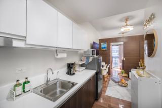 Newly Turned 0ver Cond0- Air Makati 1BR with Balcony - Manila - 7
