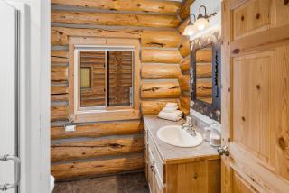 King's Cabin - West Yellowstone - 1