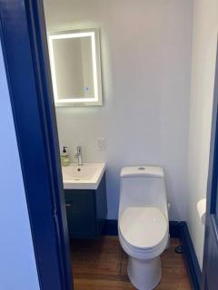 Large West End Penthouse walk to Old Port w/Parking - Portland - 3