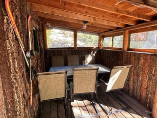 Cowboy Cabin In Red River - 5