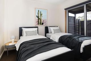 Kennington Beach Getaway with Spa - Rosebud - 2