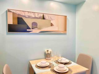Cozy Luxury in Uptown Parksuites BGC - Manila - 8