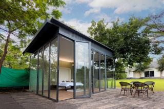 StayVista's Water Song Garden - Lake-Side, Pet-Friendly Villa with Bar, Spacious Lawn & Indoor-Outdoor Games - 6