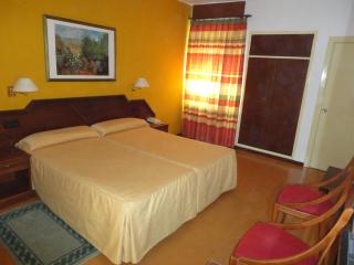 Hotel Sarga - 4