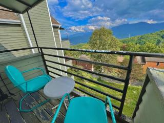 Smoky Top Summit Condo Condo - Gatlinburg - 3