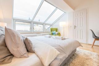 Venus Apartments - Skylit - Deluxe Loft with Skylight - Budapest - 4