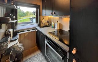 Awesome Home In Tysse With Kitchen - Tysse - 5