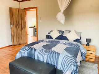 Porcupine Cabin - Palapye - 7