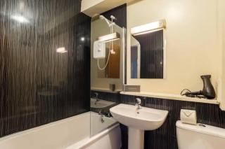 Summit Central - Quiet 2BR Flat WiFi Parking - Aberdeen - 8