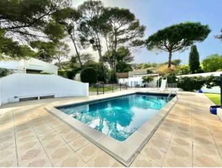 Appartements et villa BEGUDE - La Croix-Valmer - 3