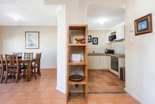 Ocean Sunsets - 2 bedroom converted warehouse apartment - 1