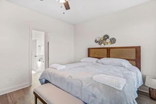 Four-bedroom house in Iowa, La - Iowa - 4