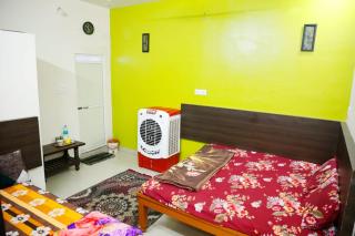 Shree Home Stay - Ujjain - 2