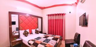 GULSHAN PALACE Near AghaKhanHospital ExpoCenter Airport - Karachi - 0